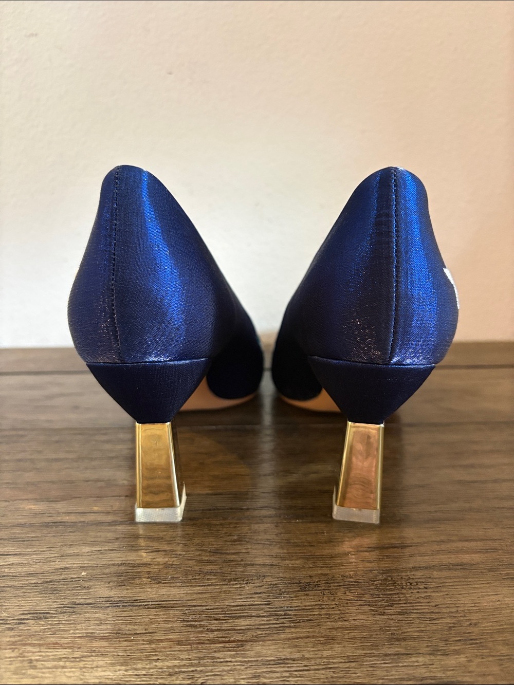 NEW [XCM] Floral Embroidered Pointed Heels Pumps Navy Satin Women’s EU 38, US 7 - Picture 8 of 14